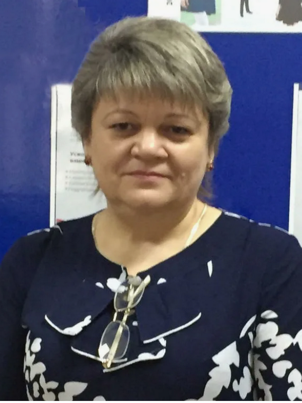 Азбукина Елена Николаевна.